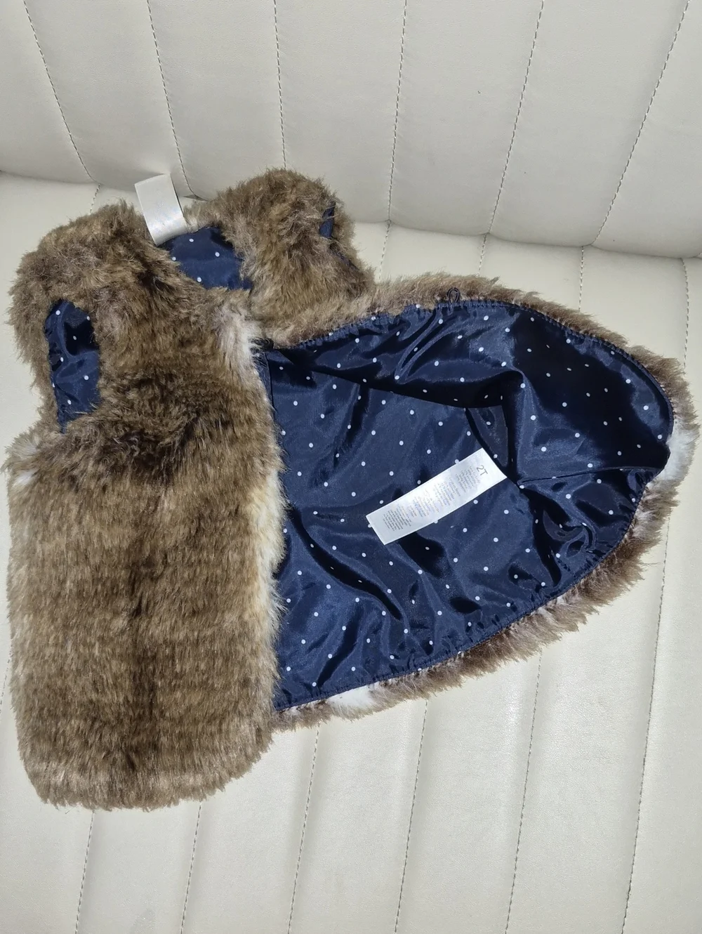 OshKosh B'gosh Brown Faux Fur Vest 2T with Navy Polka Dot Lining
